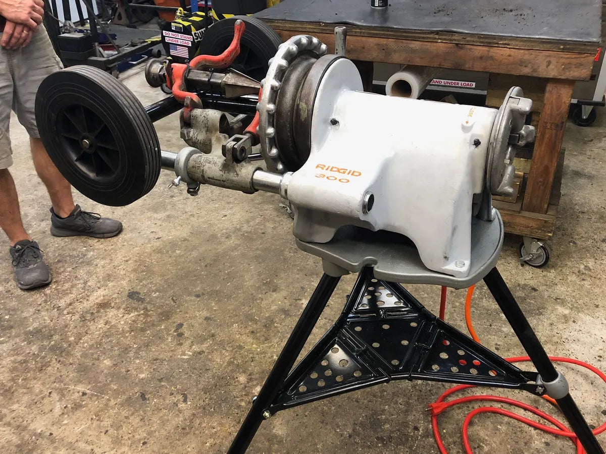 Rigid 300 Pipe Threader Machine – Energized Engines
