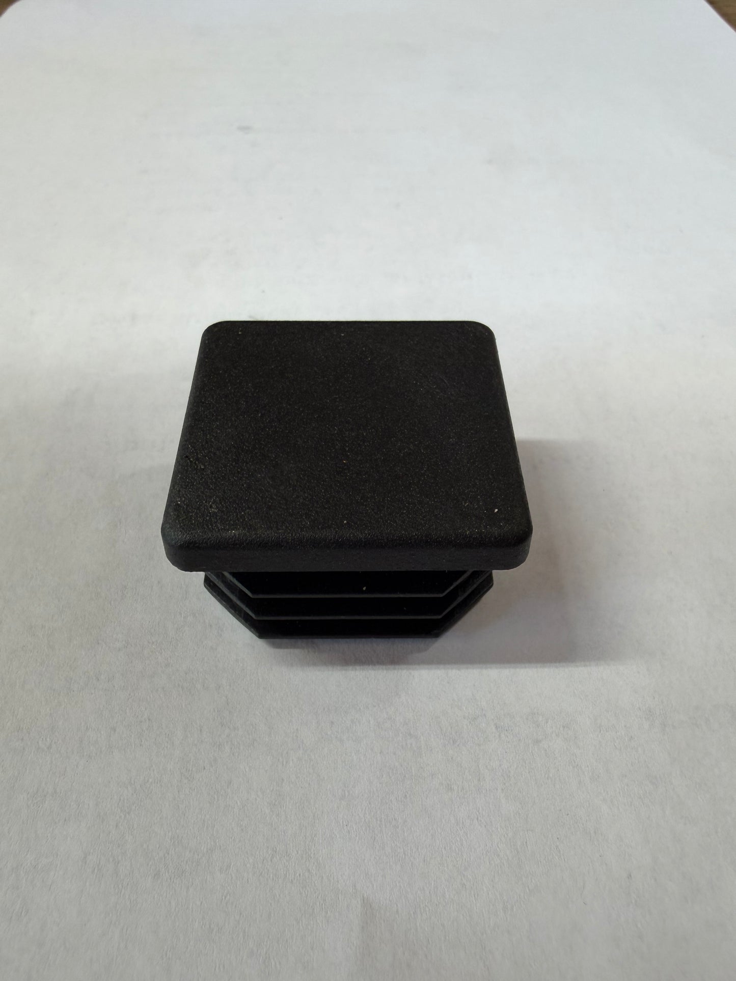 Sumner 779629 END CAP SQ. 1-1/2 X 1-1/2